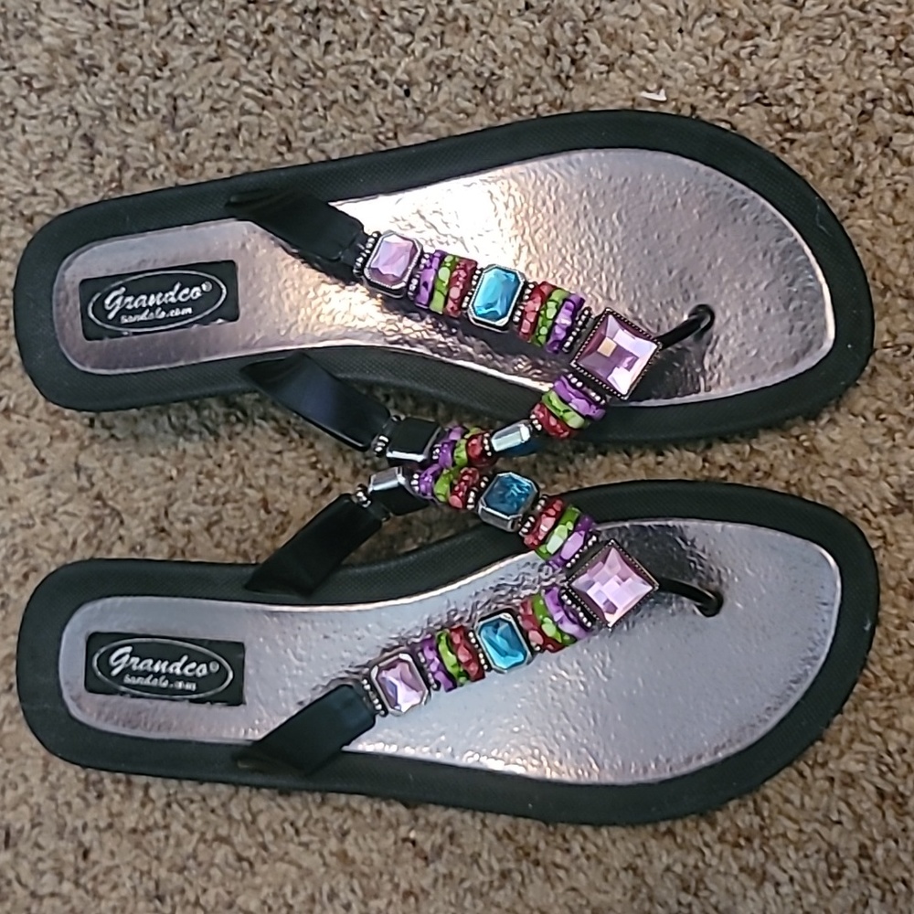 EUC GRANDCO BLINGY SANDALS